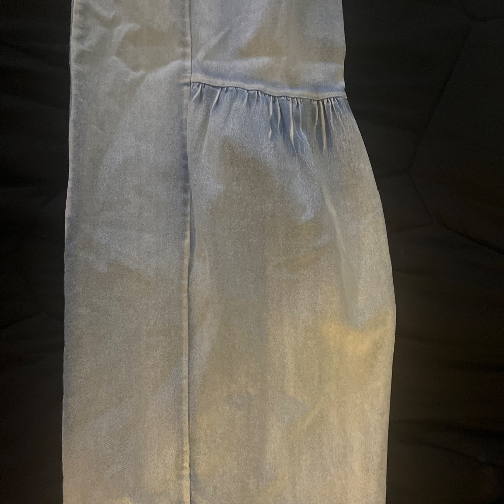 Oversized Denim - Picture 3 of 3